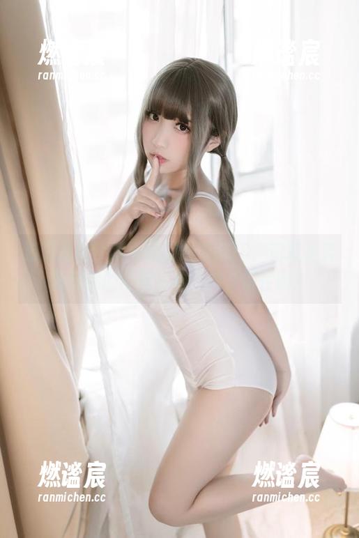 猫田圣奈奈 猫田圣奈奈双马尾的最新COS,简直是要命级别的可爱!有人持久得住吗?