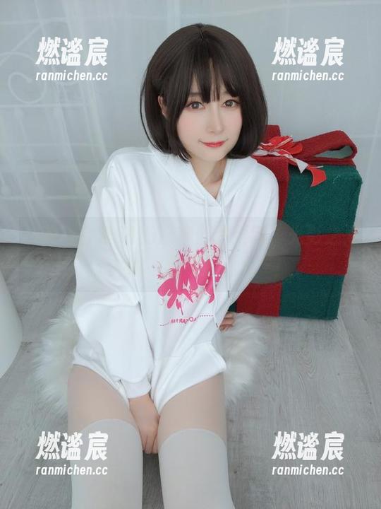 白银81 最新!白银81的眼镜图片更新,光影之间有种说不出的‘魅力’!