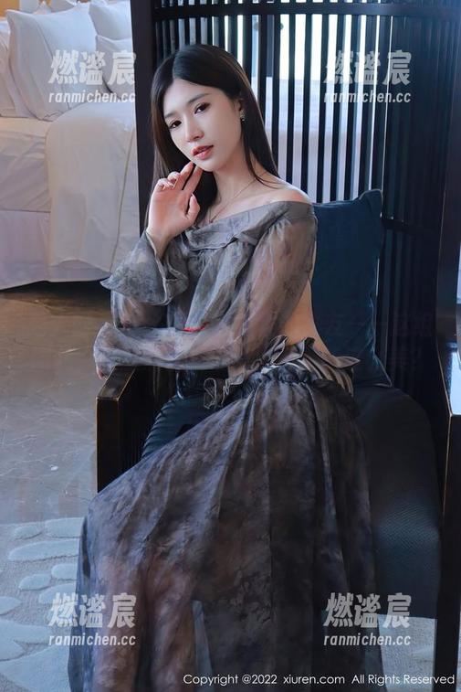 秀人网-FoxYini孟狐狸 秀人网 - FoxYini孟狐狸的女友——这组图片,资源满满,谁说生活不能这么美?