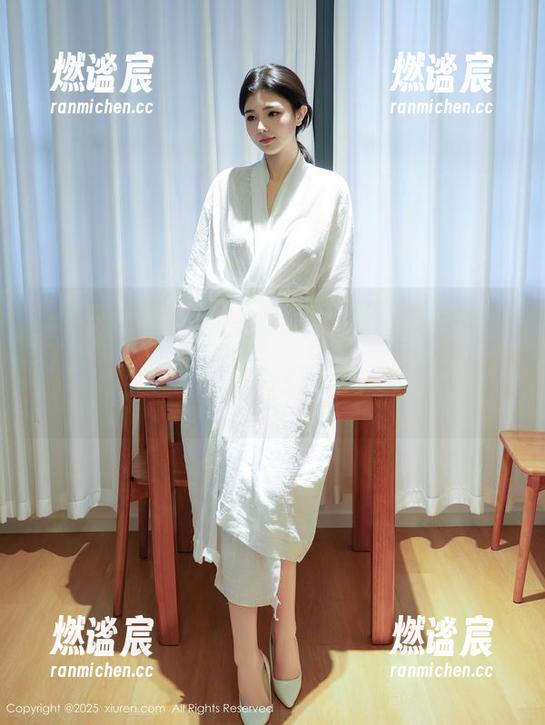秀人网-Lovely璐璐 秀人网 - Lovely璐璐与她的体操服作品分享:真是不经意间的梦游,令人心颤的瞬间。