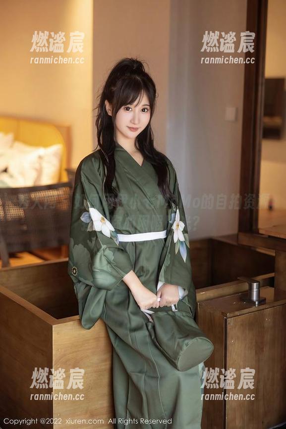 秀人网-伊小七MoMo 秀人网 - 如何用伊小七MoMo的自拍资源拯救你的闲暇时光?