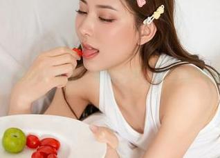 秀人网 – 短裤里的安然儿：福利写真，粉嫩的气息扑面而来！