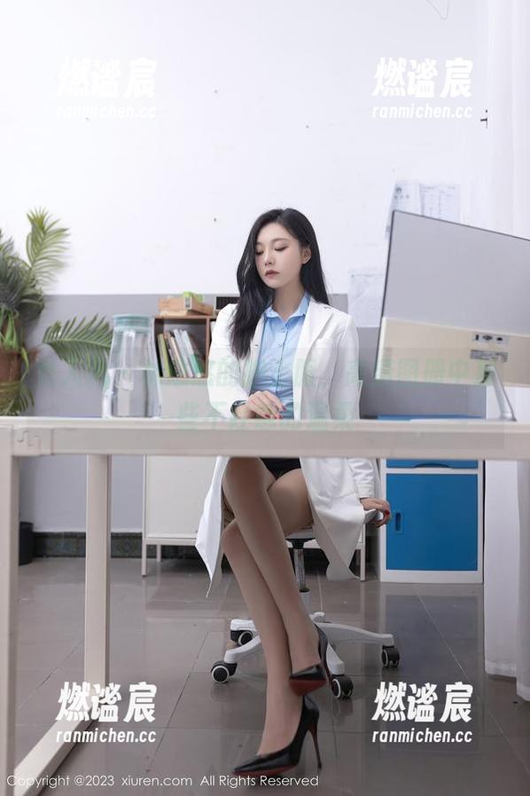 秀人网-林悠悠 秀人网 - 林悠悠的护士服,高清图册中那些不经意的温柔