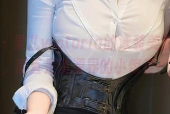 秀人网 – 果儿victoria的泳装美图，哎哟，简直是资源界的小惊喜！