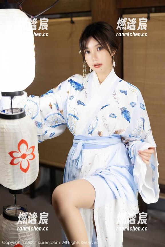 秀人网-琳琳ailin 秀人网 - 这个美腿合集真是妥妥的视觉享受,琳琳ailin能不能再来点不同的?
