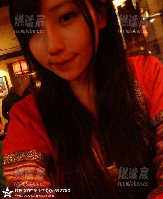 紫色哒豚豚 微密圈 - 私拍大赏:紫色哒豚豚的美腿合集,想不心动都难!