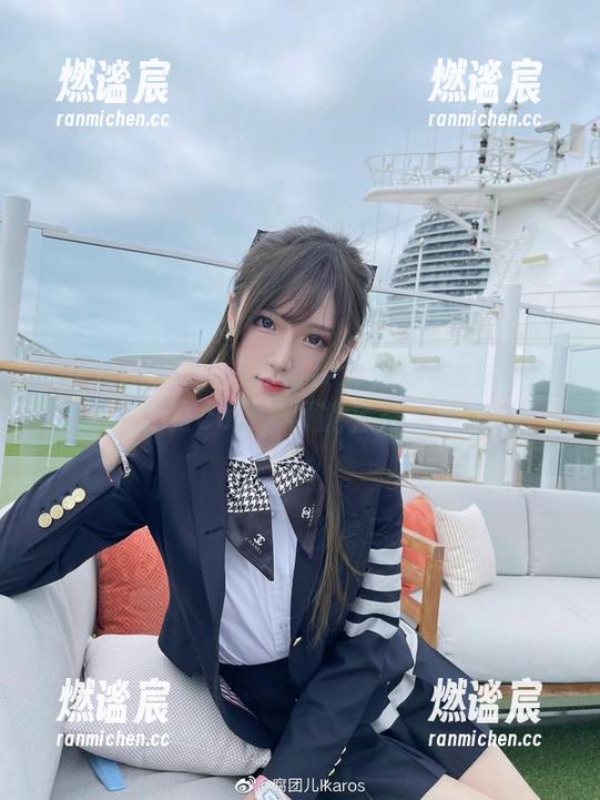 腐团儿Ikaros 腐团儿Ikaros纯白写真:看到原图我忍不住想给她打call,可能会有点激动哦!