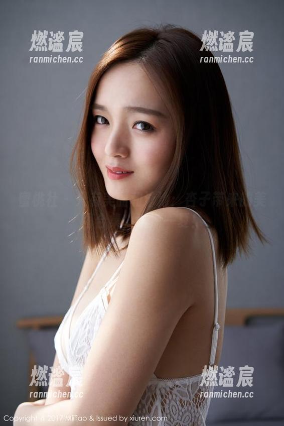 蜜桃社-杏子 蜜桃社 - 只有美丽和泳池:杏子带来的美图合集,清凉一夏!