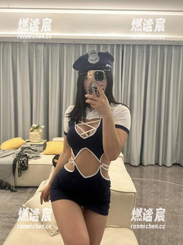 詹詹 微密圈 - 詹詹的滑稽淋浴时光:浴室趣事图片合集