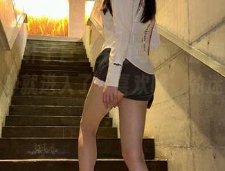 微密圈 – 轩子巨二兔的写真，原图的美让我一秒钟就进入了‘喜欢吗’的迷幻状态！