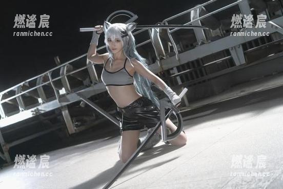 铁板烧鬼舞w 高清写真,铁板烧鬼舞w的透明世界,真看得人眼花撩乱!