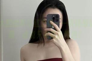 微密圈 – 大胆的黑与红之路——铁锤姐姐的高清图册，谁说只有黑白两色？