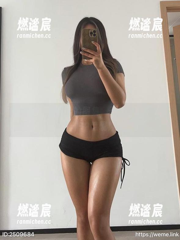 黑饱宝 微密圈 - 黑饱宝的图集,天使的光环在无圣光中隐现!